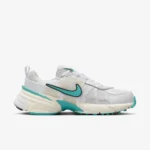 Nike V2K Run - Image 5