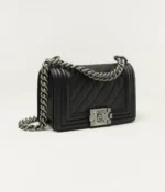 Small BOY CHANEL Handbag - Image 3