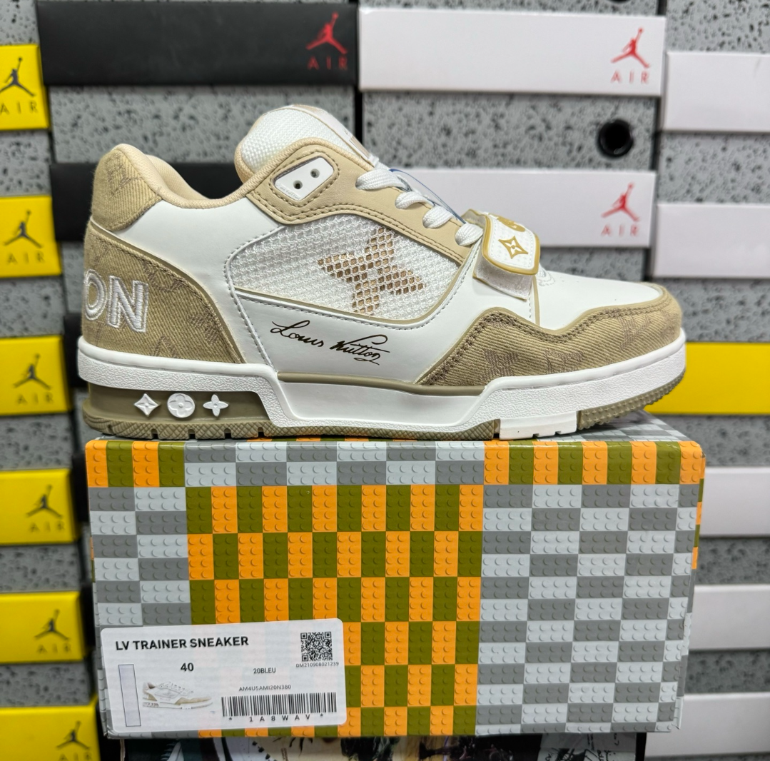 2026/10/Screenshot_20261023-151122.png Louis Vuitton LV Trainer - Image 1